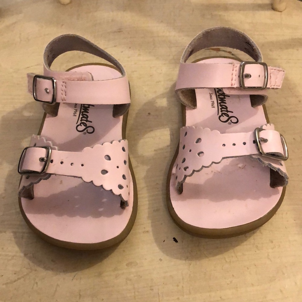 Pink Footmates Sandles